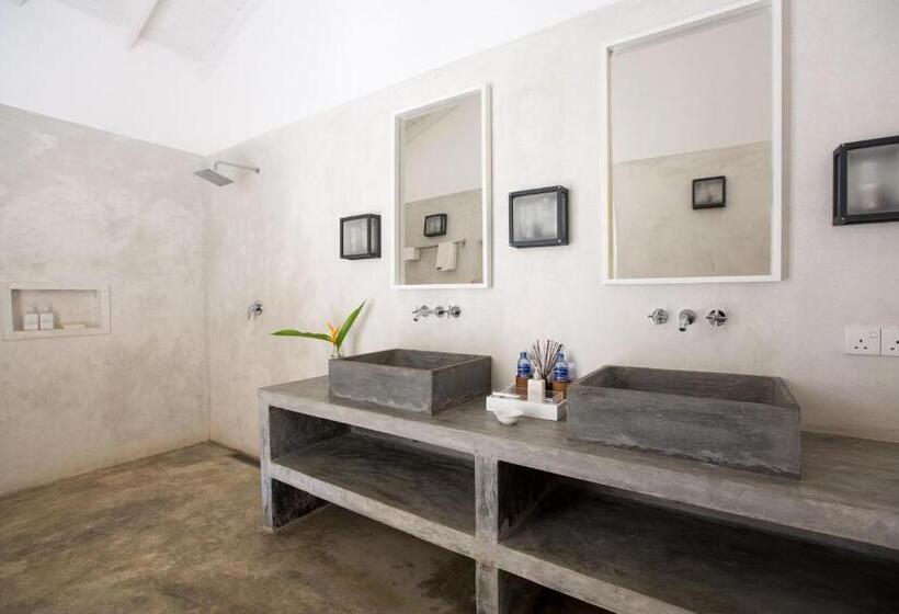 标准间, Arabella On Boossa