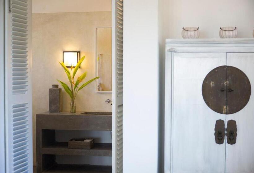 标准间, Arabella On Boossa