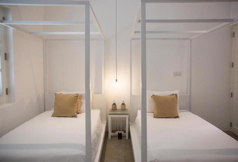 标准间, Arabella On Boossa