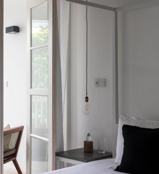 豪华海景房带阳台, Arabella On Boossa