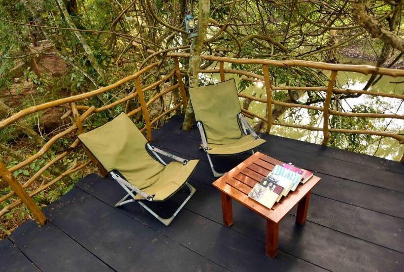 Standard Tent, Athgira River Camping   Udawalawe