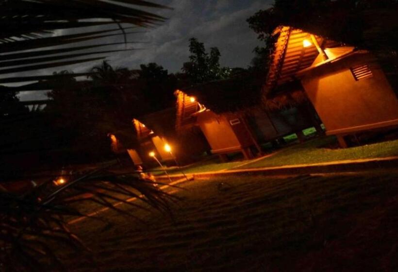 Deluxe Tent, Athgira River Camping   Udawalawe