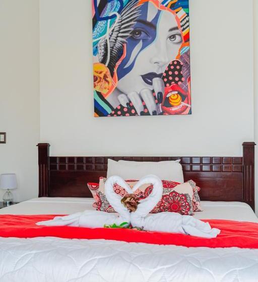 جناح مزود بجاكوزى, Condovac La Costa