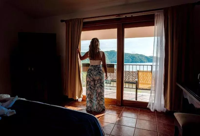 ハイドロマッサージバス付きスイート, Condovac La Costa