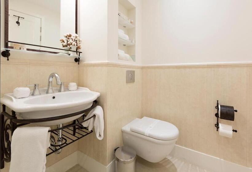 اتاق استاندارد, Envoy