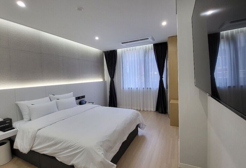 디럭스 룸, Browndot Hotel Sangmu