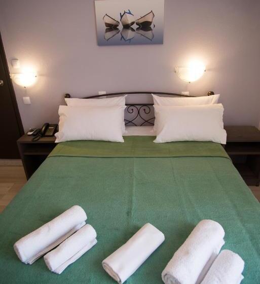 اتاق استاندارد با چشم‌انداز دریا, Galazio Limani   Rooms To Let