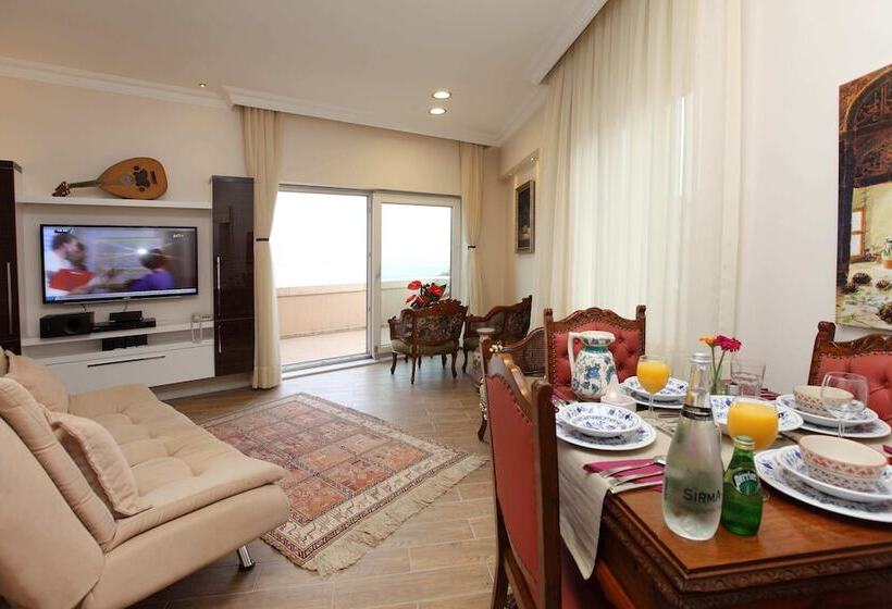 سوییت سوپریور با چشم‌انداز دریا, Lir Residence Suites Long Stay