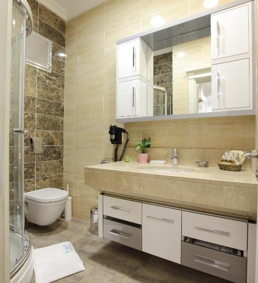 Deluxe Suite Sea View, Lir Residence Suites Long Stay