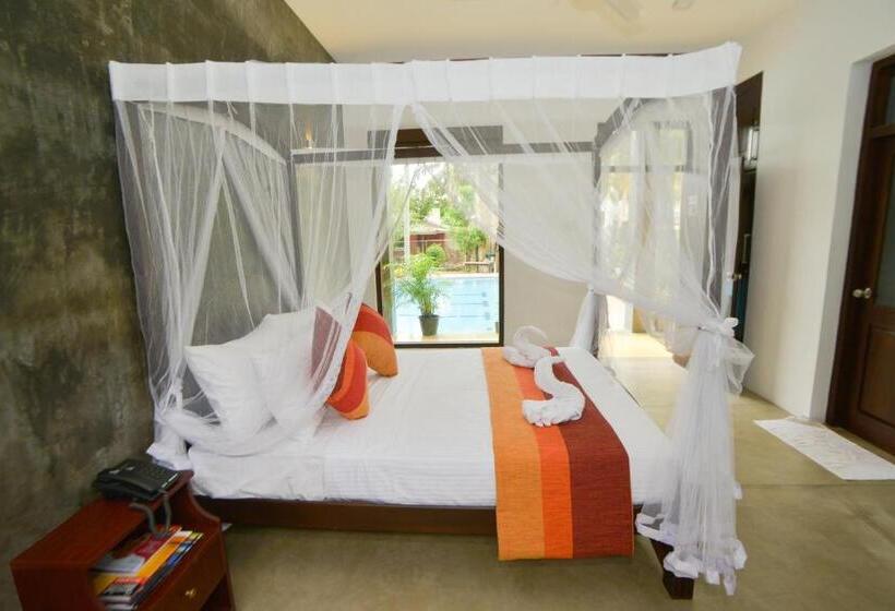 Трехместный Номер Классика, Olanro Hotel Negombo