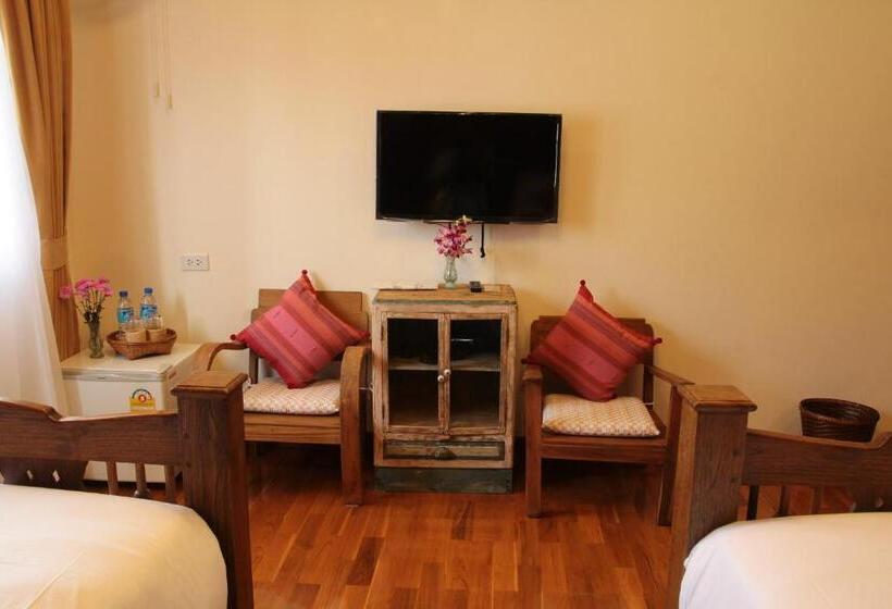 غرفة سوبيريور, Rustic River Boutique