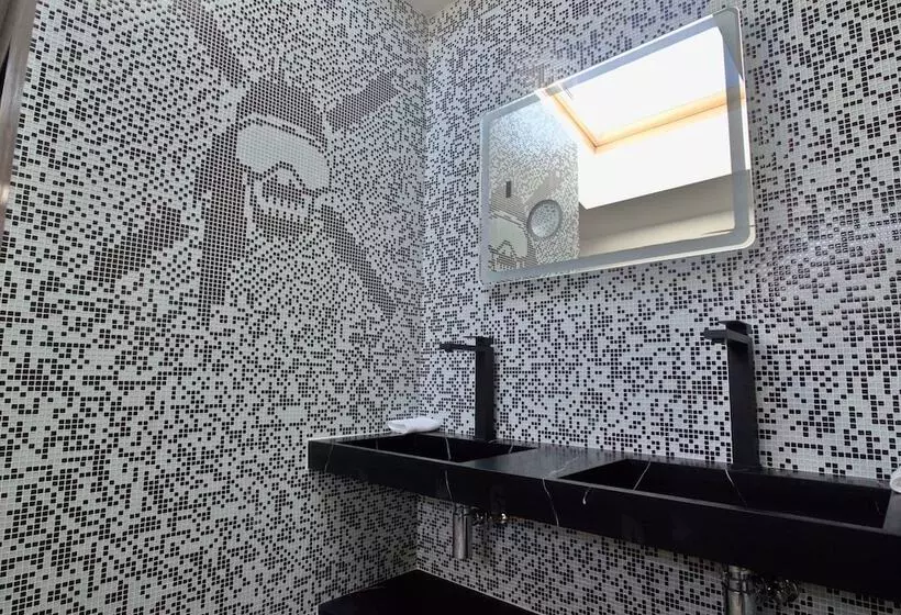 اتاق استاندارد, Snow Lodge Hotel Courchevel 1850