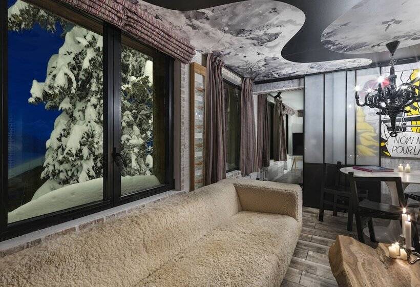 סוויטה, Snow Lodge Hotel Courchevel 1850
