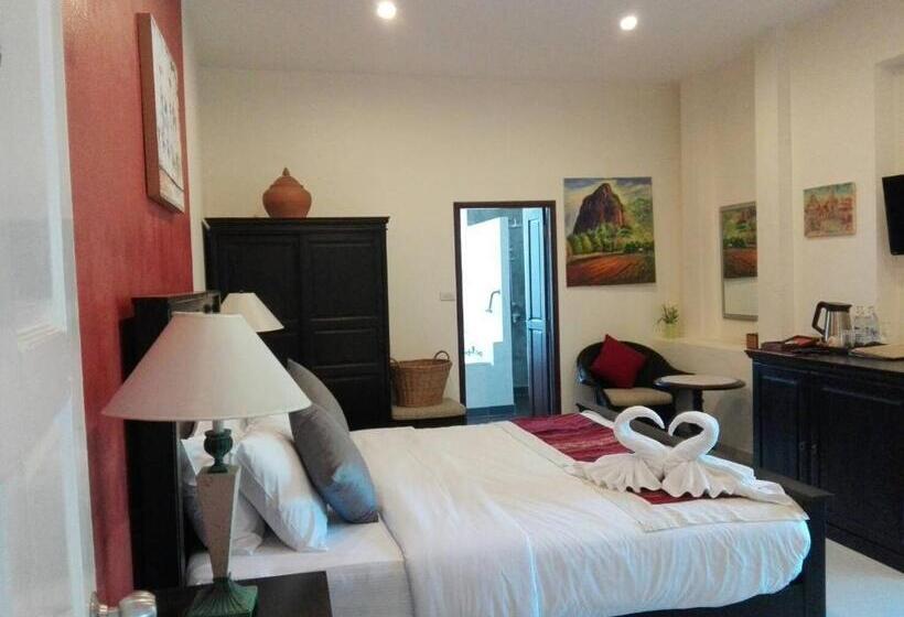 스위트, The Journey House Lifestyle Boutique