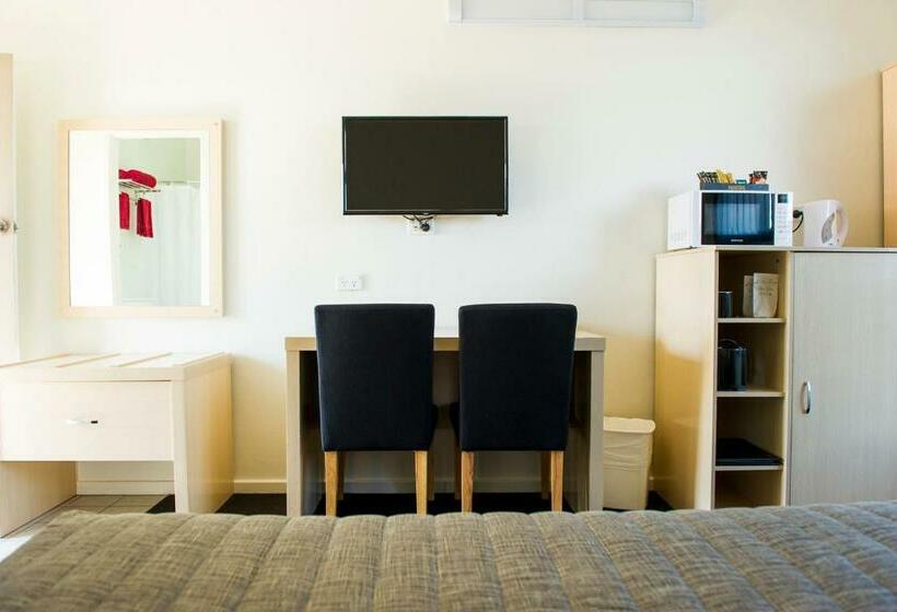 スタンダードルーム, Cherry Blossom Motor Inn