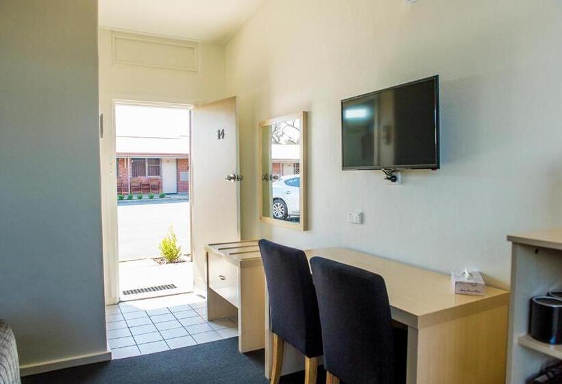 スタンダードルーム, Cherry Blossom Motor Inn