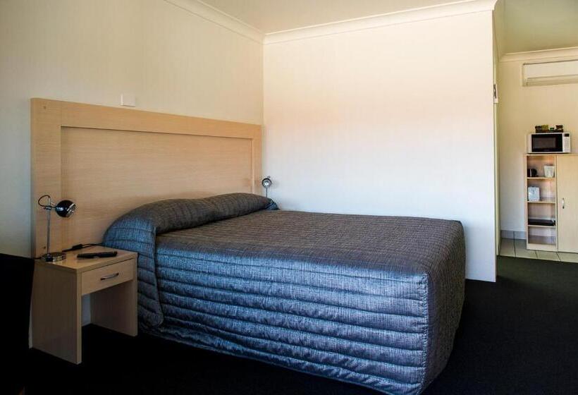 スタンダードルーム, Cherry Blossom Motor Inn