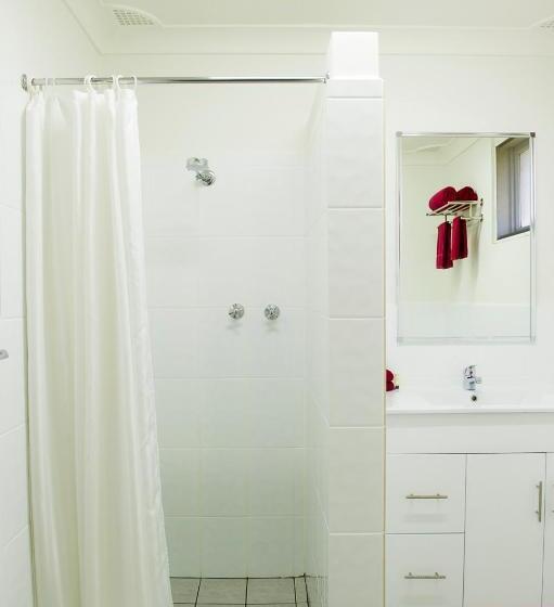 エクゼクティブルーム, Cherry Blossom Motor Inn