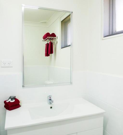 エクゼクティブルーム, Cherry Blossom Motor Inn