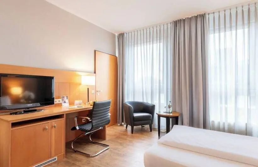 Classic Yhden Hengen Huone, Plaza Premium Köln