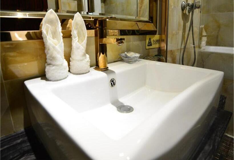 Номер Deluxe, Lavande Hotel Wuhan Railway Station