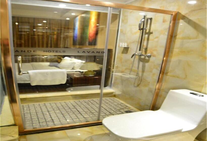 Номер Deluxe, Lavande Hotel Wuhan Railway Station