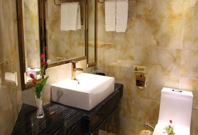 Номер Deluxe, Lavande Hotel Wuhan Railway Station