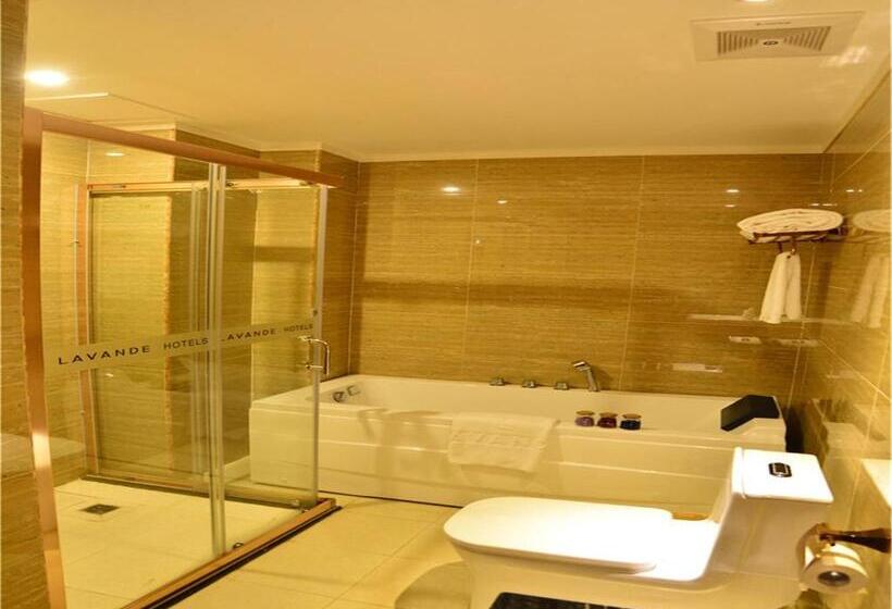 Romantic Room, Lavande Hotel Wuhan Railway Station