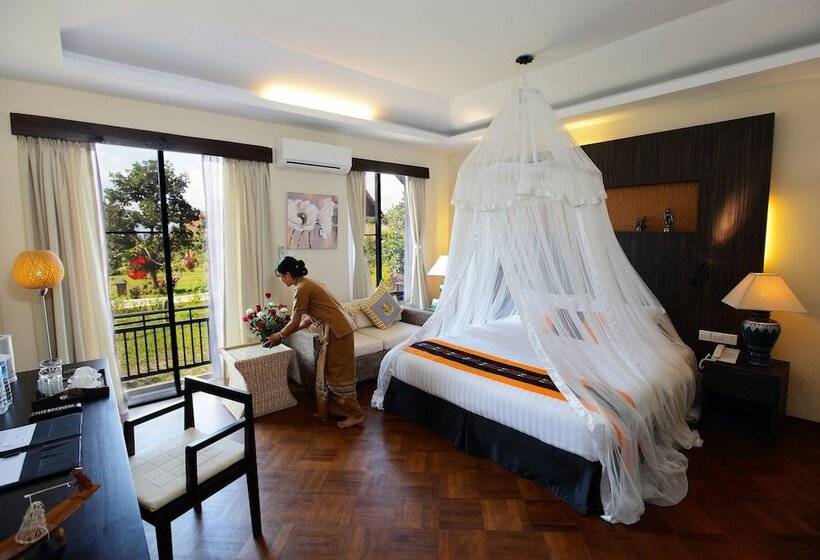 Deluxe Room, Amata Garden Resort