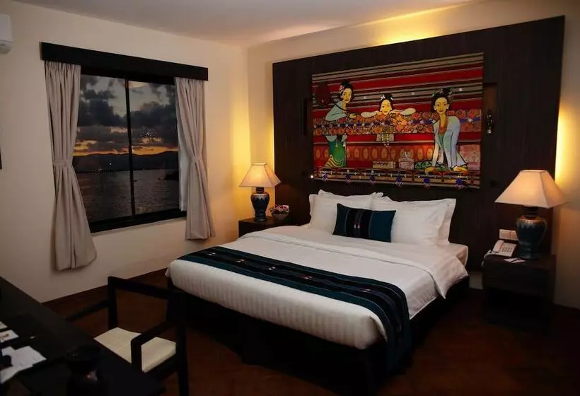 اتاق لوکس, Amata Garden Resort