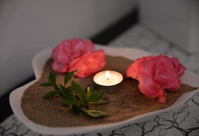 标准间, Anna Apartments