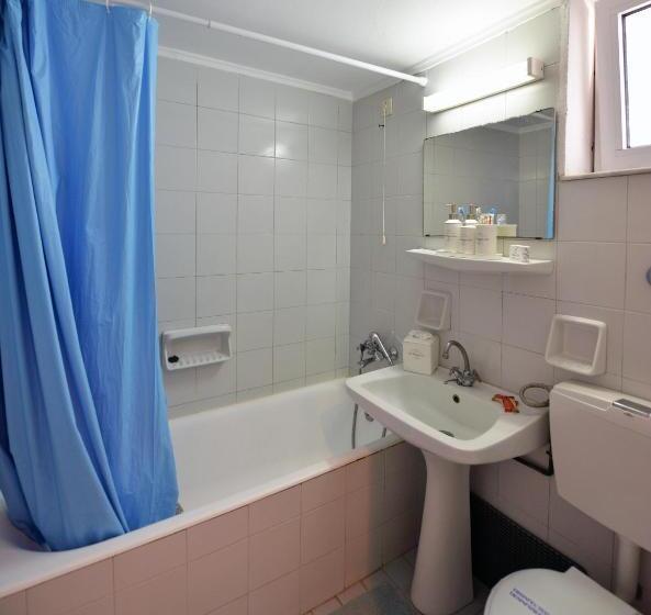 标准间, Anna Apartments