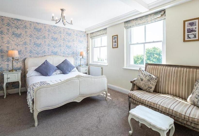 豪华房间, Hamiltons Boutique