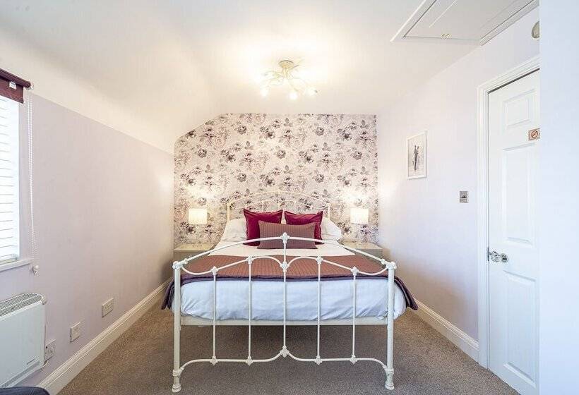 高级大房间, Hamiltons Boutique