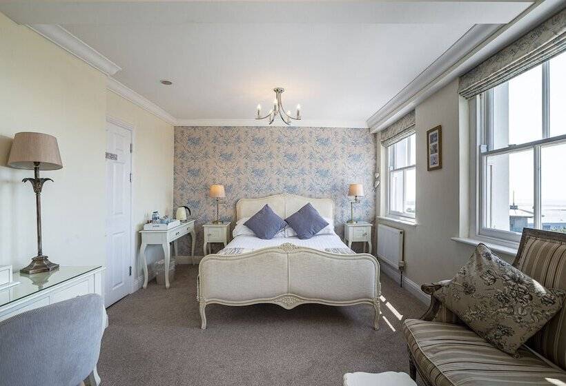 豪华房间, Hamiltons Boutique