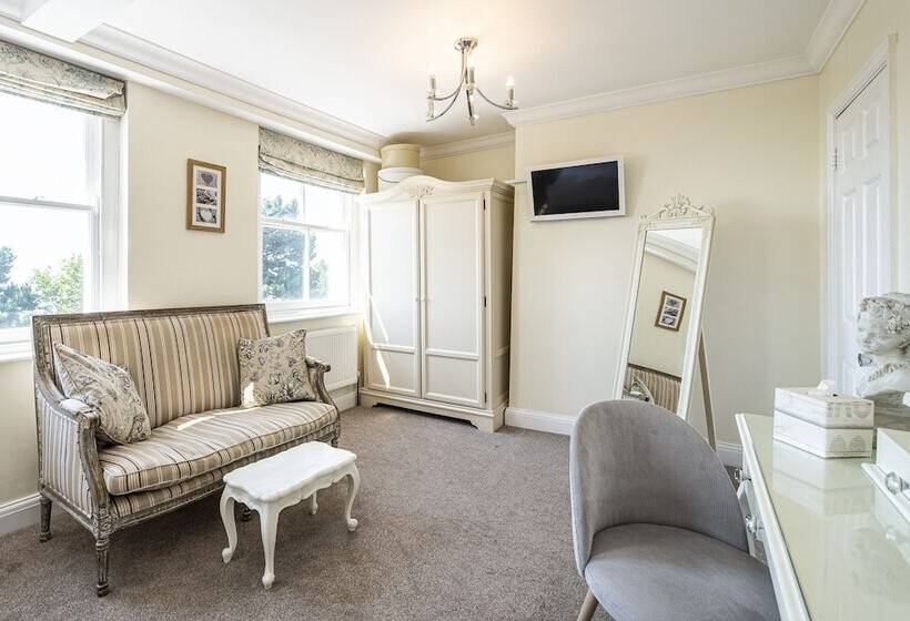 豪华房间, Hamiltons Boutique