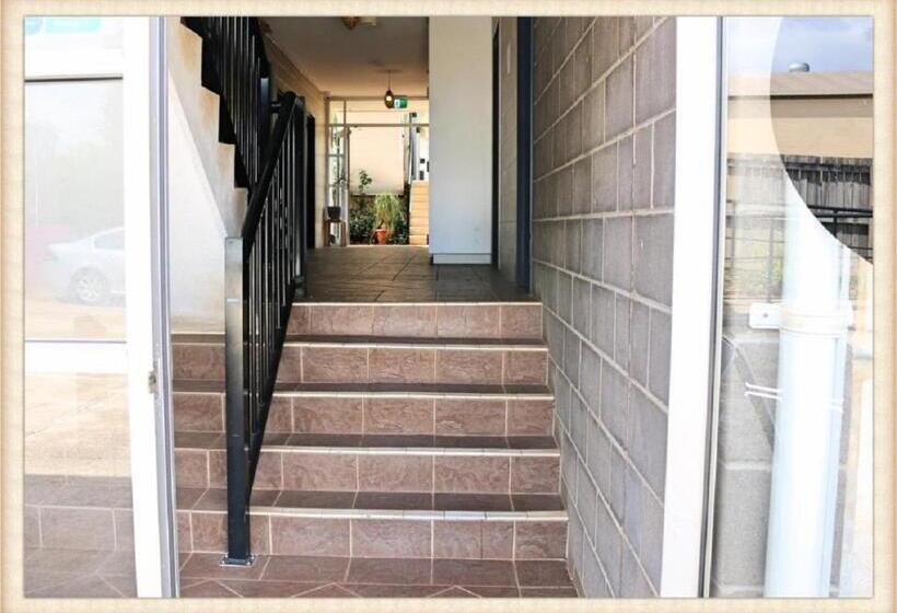 豪华房间, Childers Oasis Motel