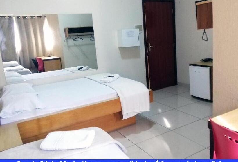 غرفة قياسية ثلاثية, Dok Brasília Hotel Unidade águas Claras
