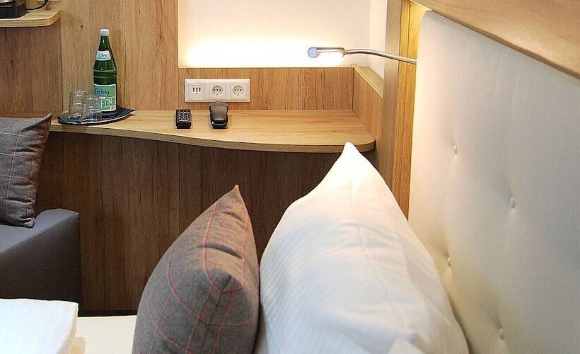 스탠다드 룸, Am Martinsberg