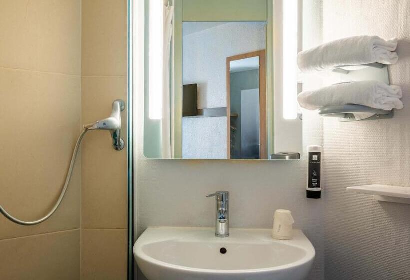 Номер Стандарт, B&b Hotel Annecy Argonay