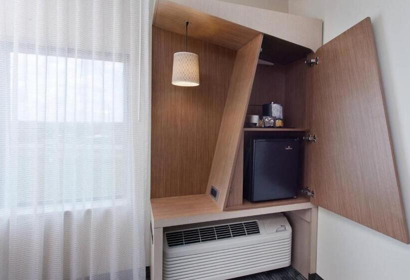 Standard Szoba King Size Bed, Courtyard By Marriott Auburn