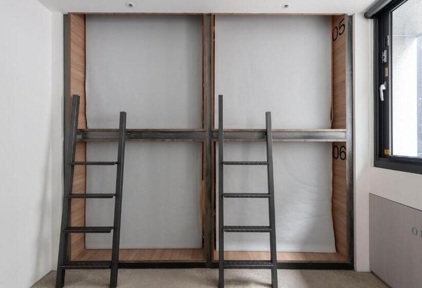 تختخواب در اتاق مشترک, Bouti City Capsule Inn