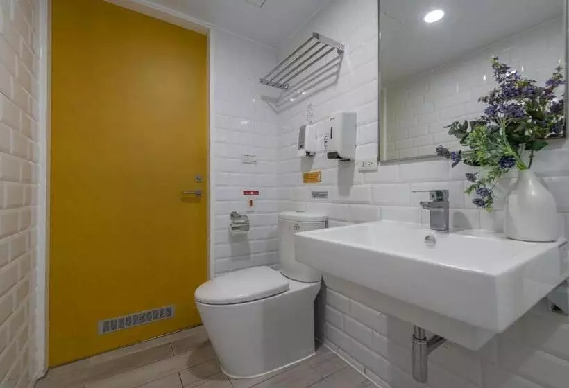 اتاق استاندارد با سرویس بهداشتی مشترک, Bouti City Capsule Inn