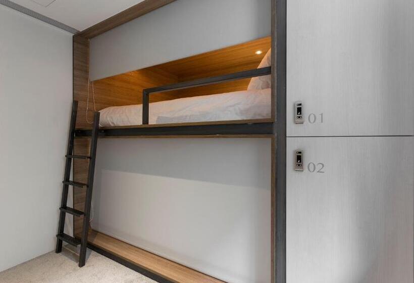 اتاق خانوادگی با سرویس بهداشتی مشترک, Bouti City Capsule Inn