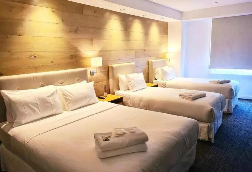 スーペリアの4人部屋, Crown Hotel Surry Hills