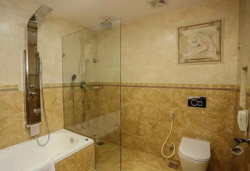 اتاق لوکس, Da Yatra Courtyard Hotel & Resort