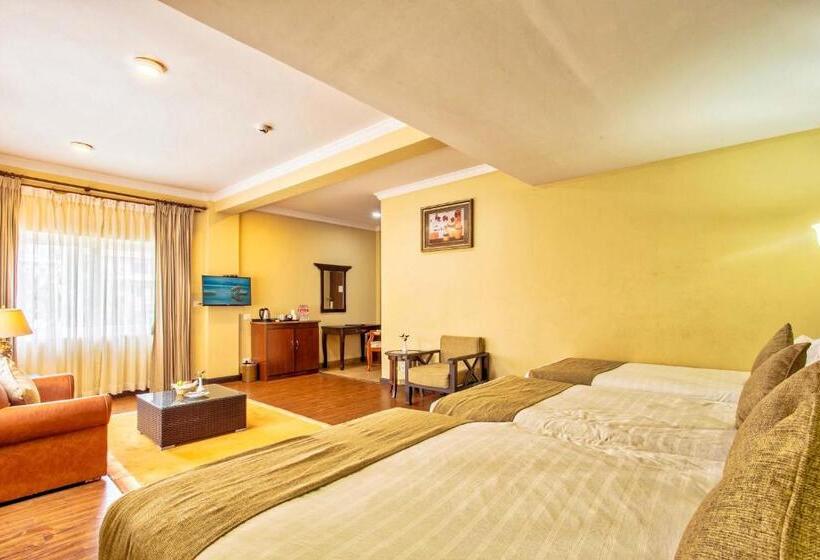 デラックスファミリールーム, Da Yatra Courtyard Hotel & Resort