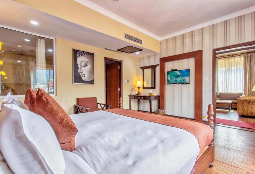 デラックススイート, Da Yatra Courtyard Hotel & Resort