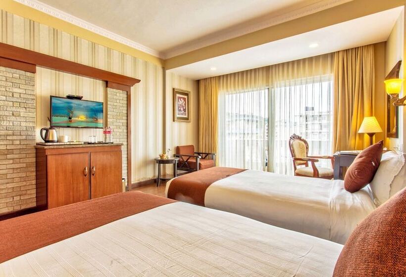 デラックスルーム, Da Yatra Courtyard Hotel & Resort