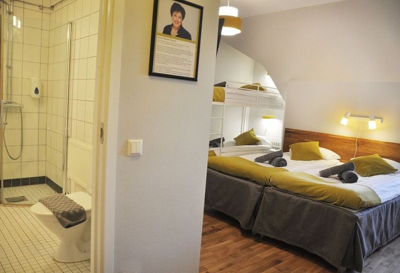 Семейный Номер, Slite Badhotell